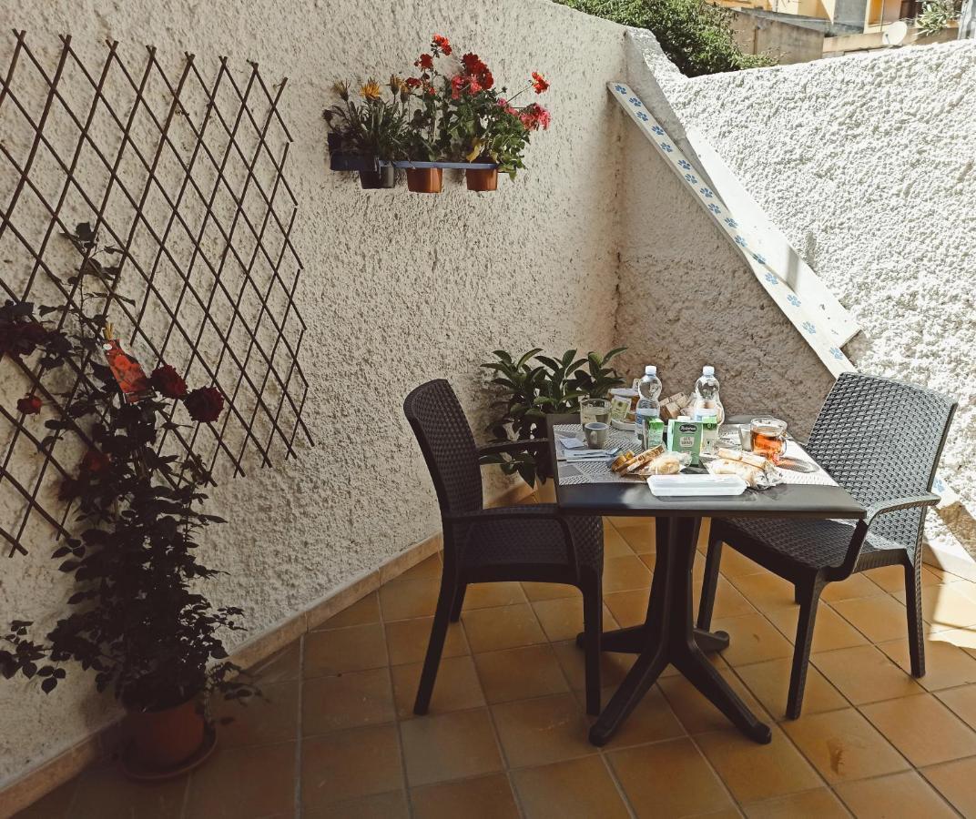Casa Alberto Apartment Villasimius Exterior photo